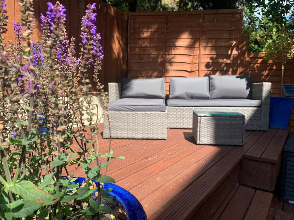 Beachfront Apartment With Bbq Sun Deck Bournemouth Exterior foto